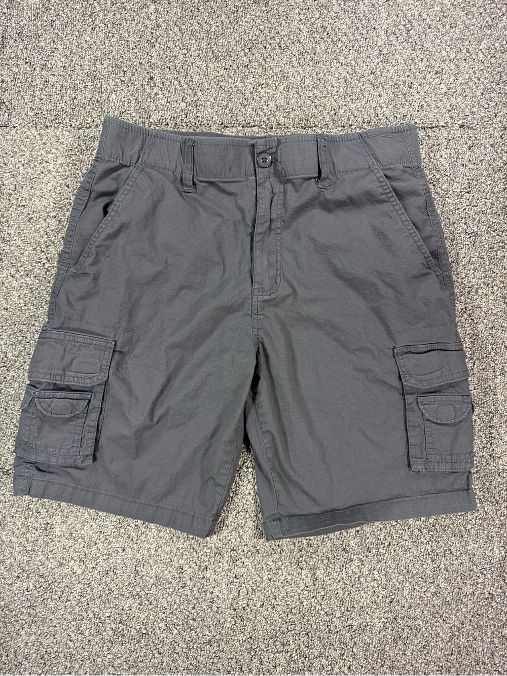 London Fog Men's Charcoal Cargo Shorts